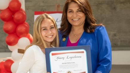 Assemblywoman Quirk-Silva presents certificates to graduates