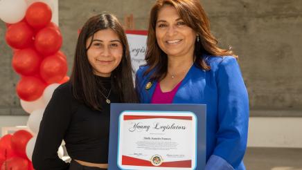 Assemblywoman Quirk-Silva presents certificates to graduates