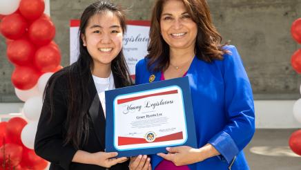 Assemblywoman Quirk-Silva presents certificates to graduates
