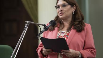 Assemblywoman Sharon Quirk-Silva Adjourns in the Memory of Ronald Marr